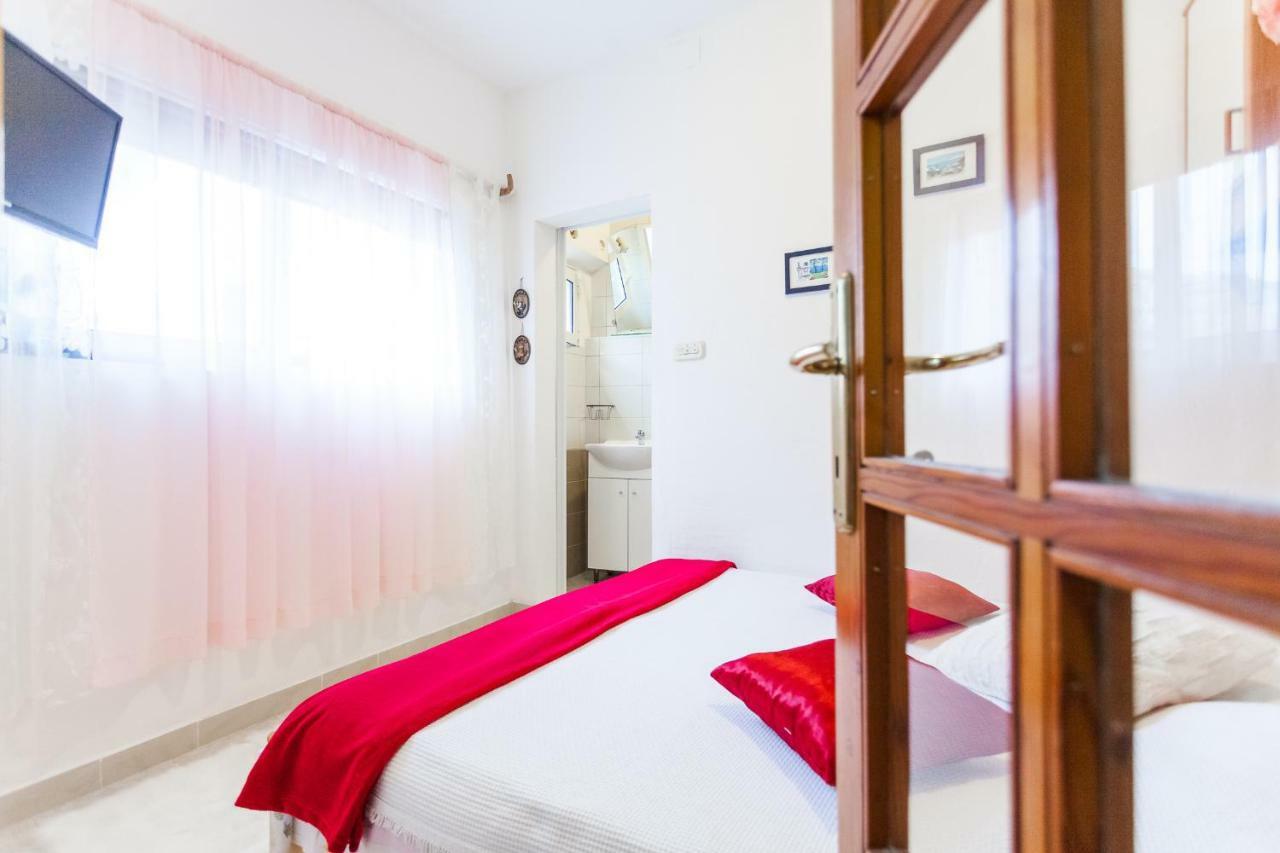 וולה לוקה Guest House Mara מראה חיצוני תמונה