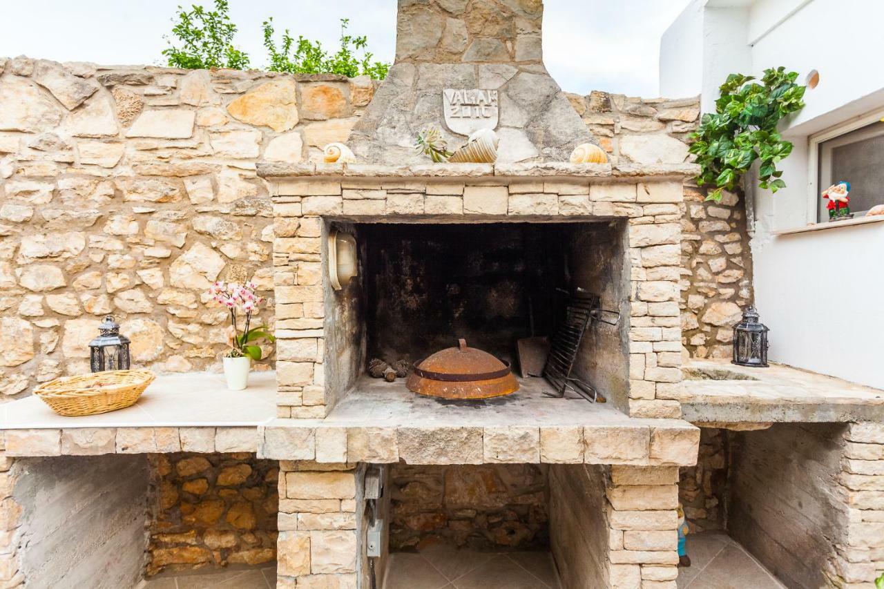 וולה לוקה Guest House Mara מראה חיצוני תמונה