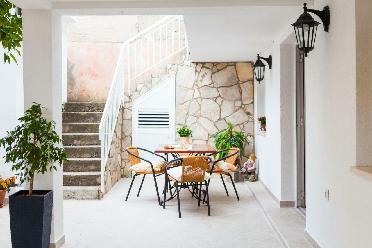 וולה לוקה Guest House Mara מראה חיצוני תמונה